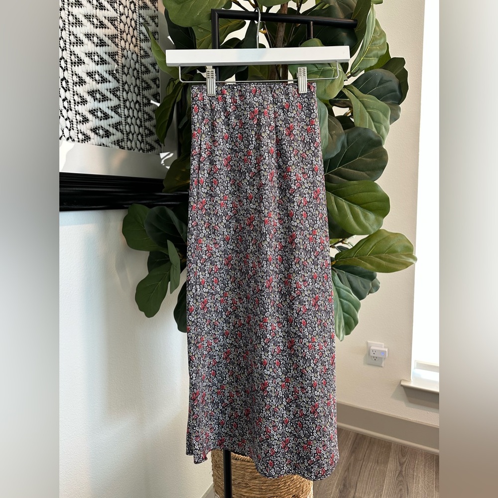 LOFT Plus | Size 18 Small Floral Print Midi Skirt